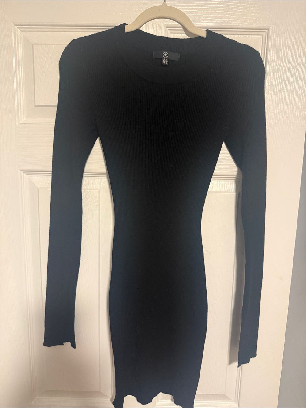 Missguided Black Long-Sleeve Ribbed Bodycon Dress